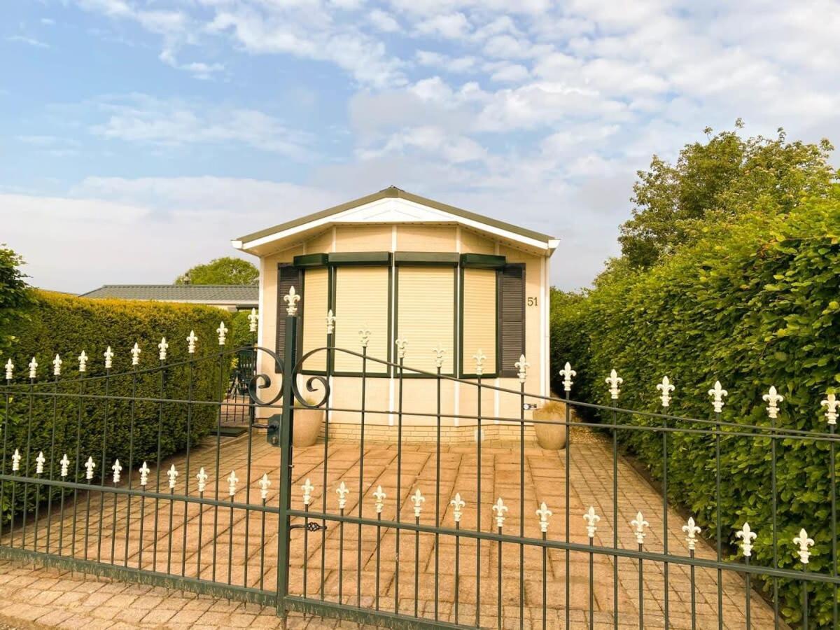 Vila Hello Zeeland - Vakantiehuis Paarlhof 51 Groede Exteriér fotografie